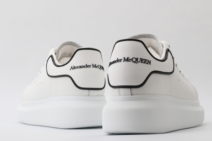 ALEX MCQU SNEAKER