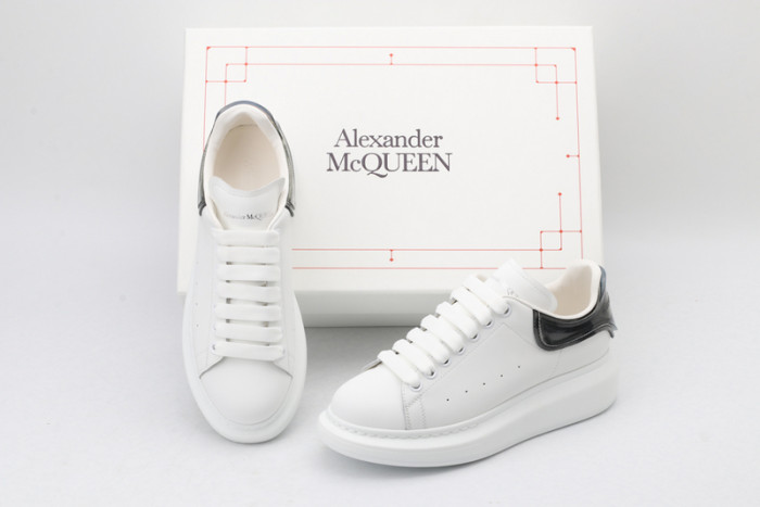 ALEX MCQU SNEAKER