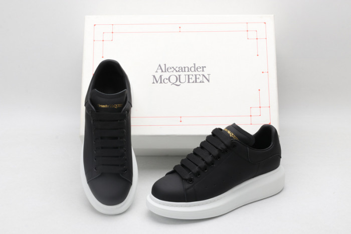 ALEX MCQU SNEAKER
