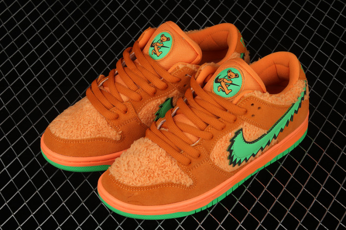 GRATEFUL DEAD X NIKE SB DUNK LOW "ORANGE BEAR"-CJ5378-800