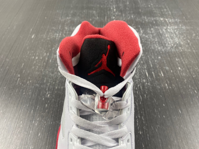 Air Jordan 5 Retro Fire Red Black Tongue (2013)  136027-120