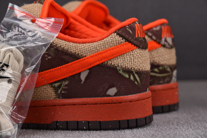 NIKE Dunk Low Pro SB “Reese Forbes” 304292-281