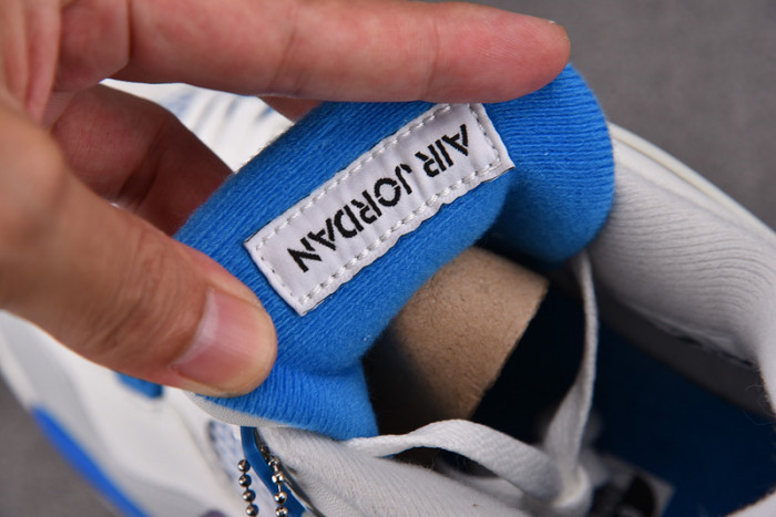 AIR JORDAN 4 RETRO MILITARY BLUE 308497-105
