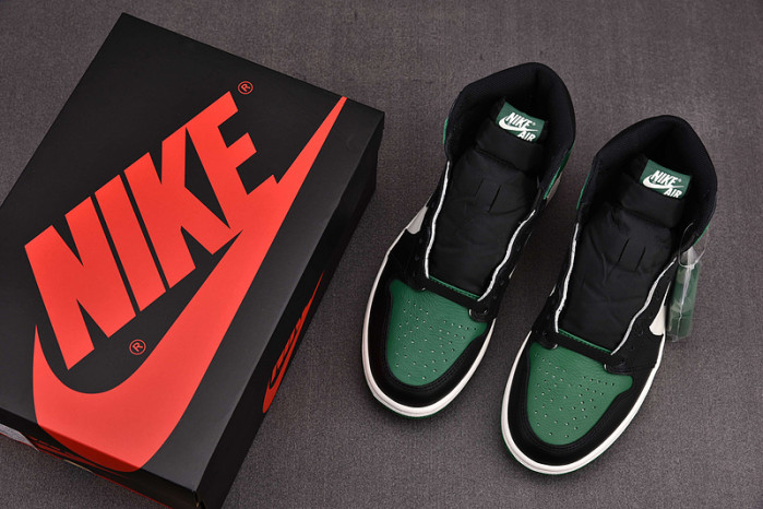 Air Jordan 1 Retro High Pine Green 555088-302