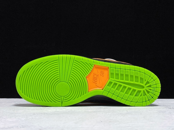 NIKE SB DUNK LOW NIGHT OF MISCHIEF HALLOWEEN BQ6817-006