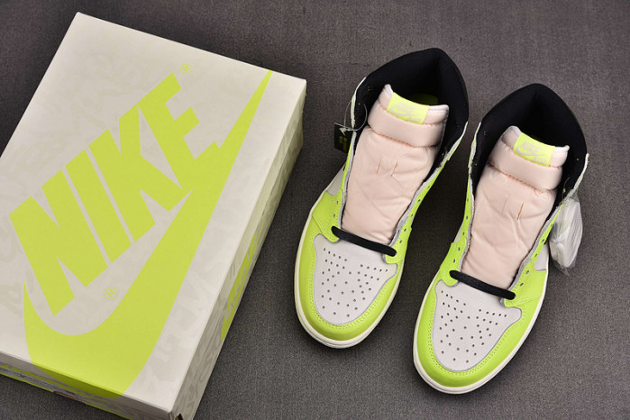 Air Jordan 1 High OG "Volt" -555088-702