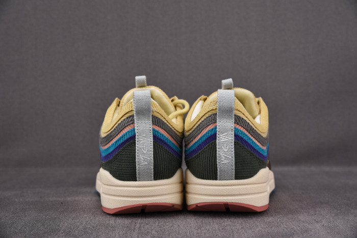 AIR MAX 1/97 SEAN WOTHERSPOON AJ4219-400
