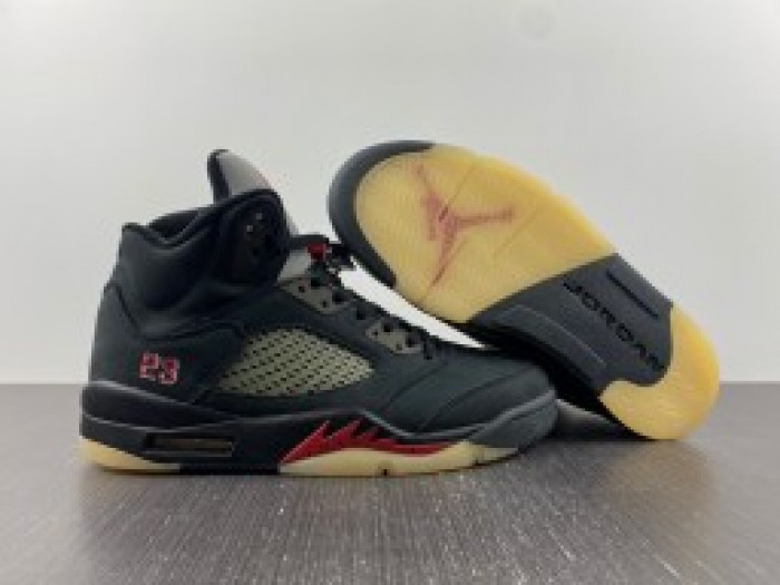 Jordan 5 Retro Gore-Tex Off-Noir (W) DR0092-001