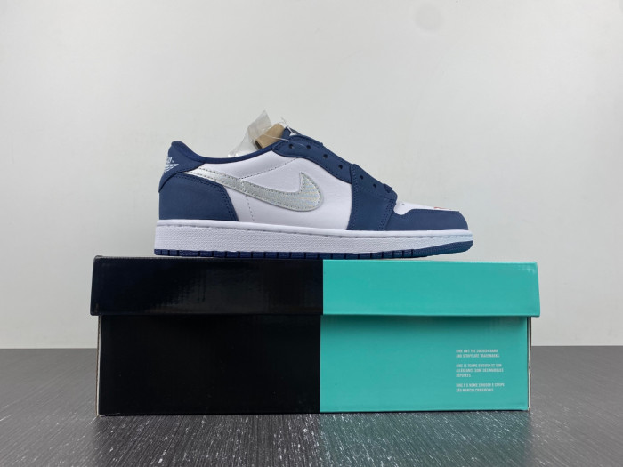Air Jordan 1 Low SB Midnight Navy CJ7891-400