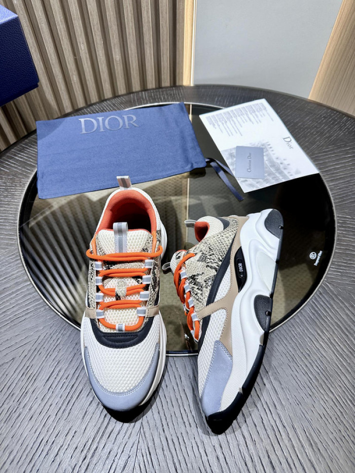 D10R SNEAKER