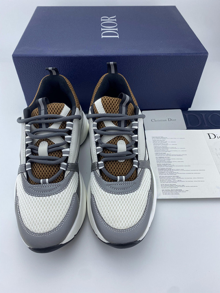D10R SNEAKER