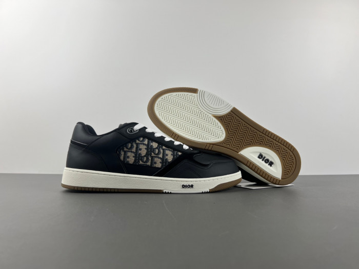 D10R B27 LOW SNEAKER