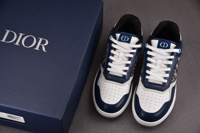 D10R B27 LOW SNEAKER