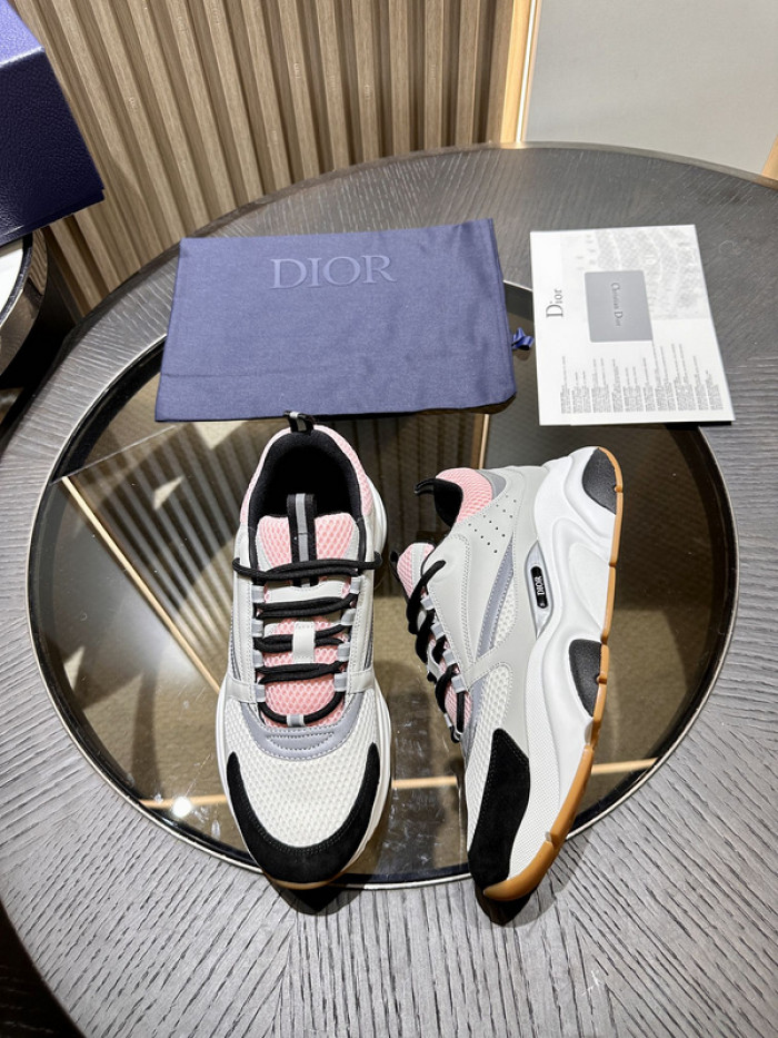 D10R SNEAKER