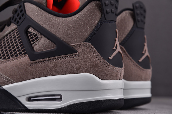 AIR JORDAN 4 RETRO "TAUPE HAZE" DB0732-200