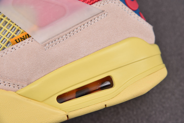 AIR JORDAN 4 RETRO UNION GUAVA ICE DC9533-800