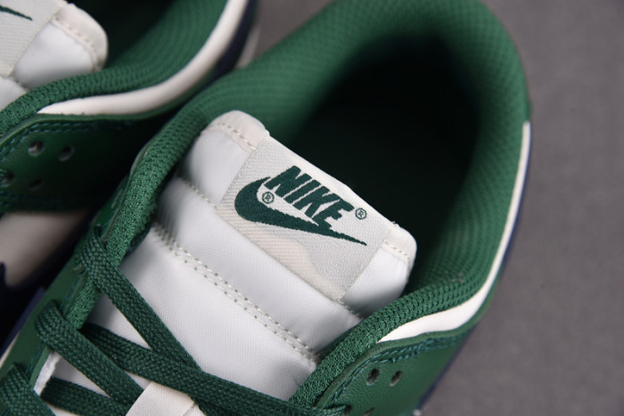 Nike Dunk Low “Gorge Green” DD1503-300