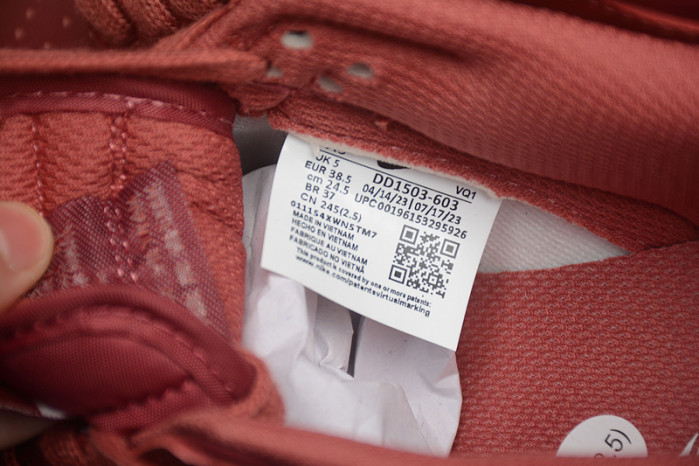 Nike Dunk Low “Desert Berry” DD1503-603