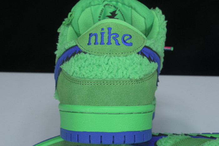 NIKE SB DUNK LOW GRATEFUL DEAD BEARS GREEN - CJ5378-300