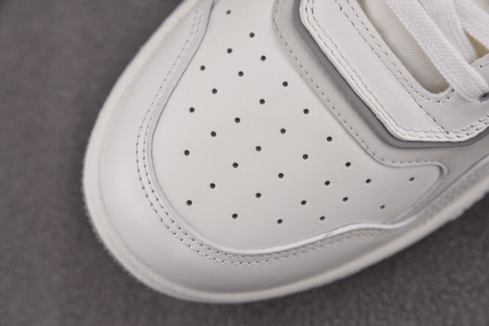 D10R B27 LOW SNEAKER