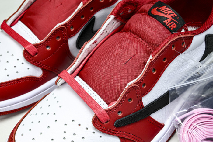 Travis Scott x Air Jordan 1 Low DM7866-101