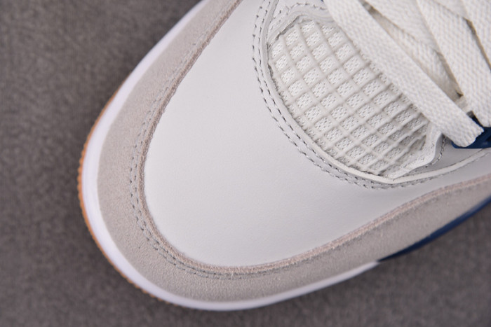 Air Jordan 4 Retro SB Navy DR5415-100