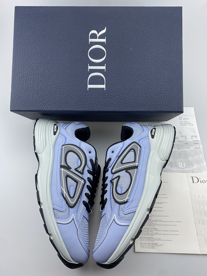 D10R SNEAKER