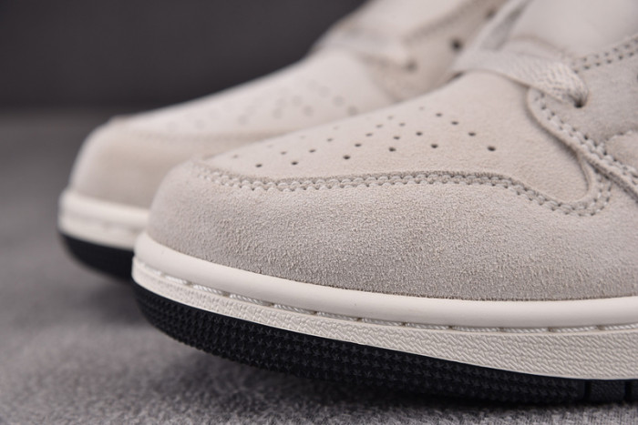 Air Jordan 1 Mid "Brown Elephant" DZ4129-102