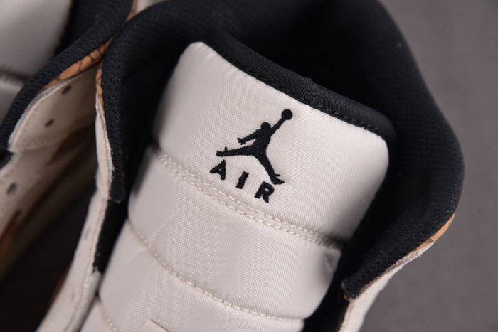 Air Jordan 1 Mid "Brown Elephant" DZ4129-102