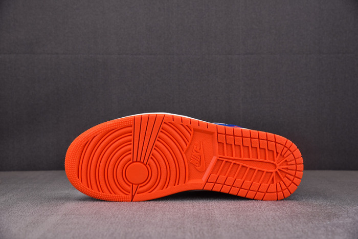 Air Jordan 1 Mid “Knicks” FD1029-400