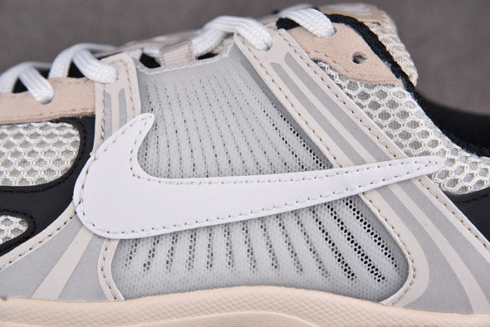 nike vomero 5 S*personic light bone black fn7649-110