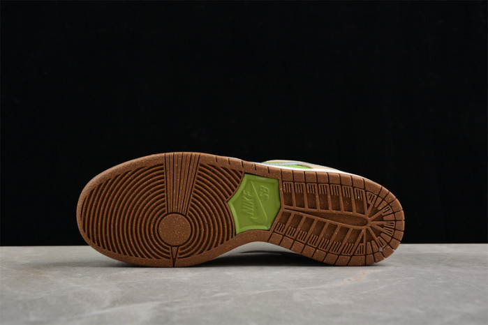 Nike SB Dunk Low Escargot  FQ7585-200