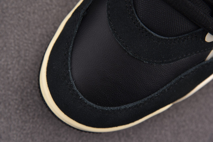 Air Jordan 4 RM “Black/Sail” FQ7939-006