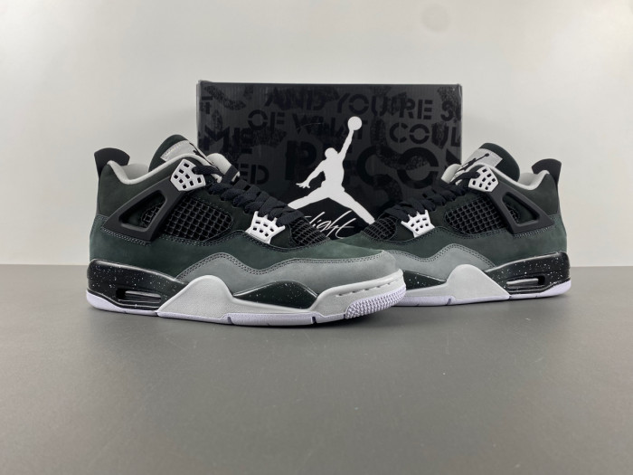 Air Jordan 4 “Fear” (2024) FQ8138-002