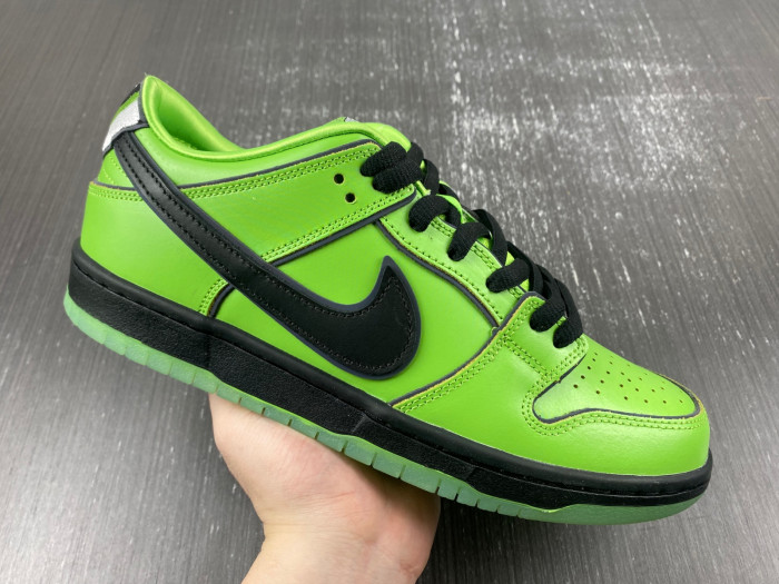 The Powerpuff Girls x Nike SB Dunk Low “Buttercup”FZ8319-300