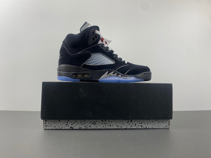 Air Jordan 5 “Black Metallic Reimagined” HF3975-001