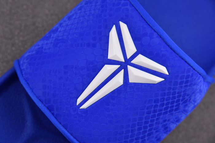 Nike Offcourt Slide Kobe Bryant Dodgers IF2870-400