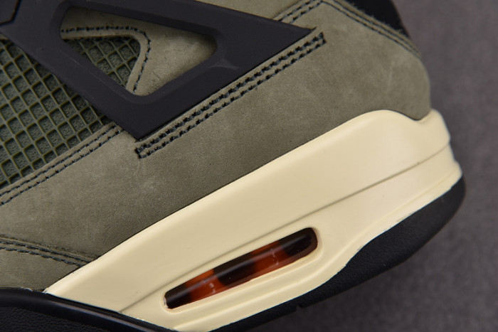 Undefeated x Air Jordan 4 Retro JBM351-M1