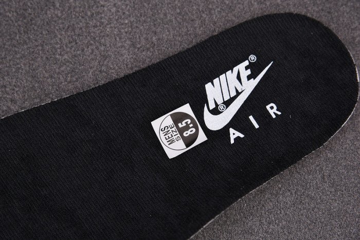 AIR JORDAN 11 Retro Playoffs Bred (2019) 378037-061