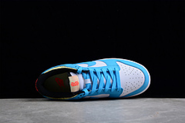 Nike Dunk Low Baltic Blue - Kyrie Irving *DN4179-400