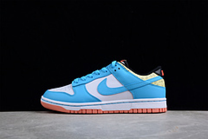 Nike Dunk Low Baltic Blue - Kyrie Irving *DN4179-400