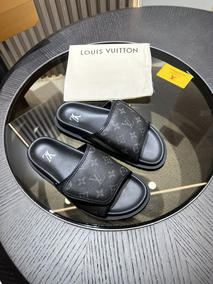 L0VT SANDAL
