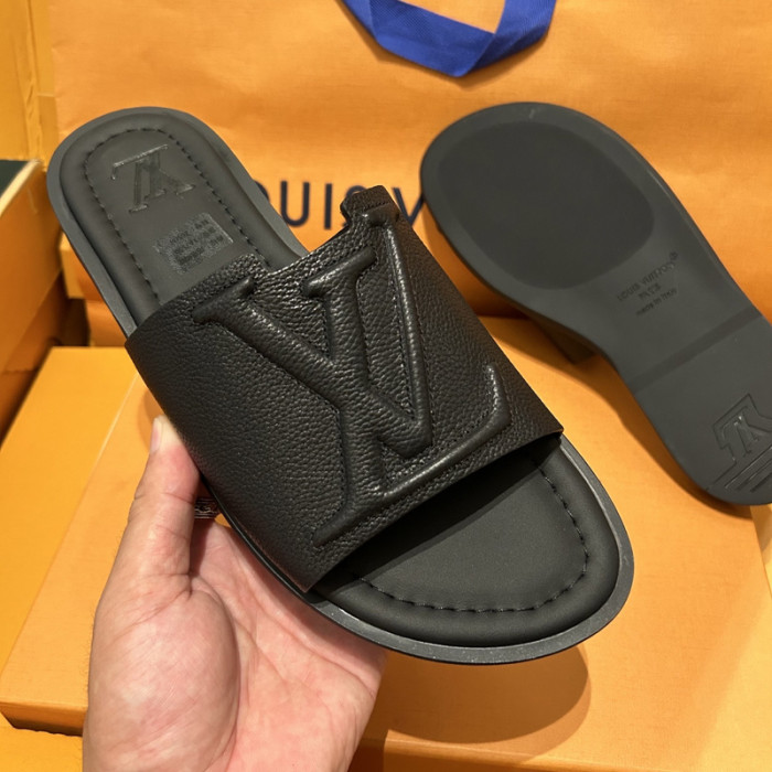 L0VT SANDAL