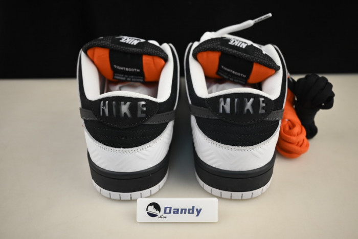 TIGHTBOOTH x NK Dunk SB Low FD2629-100
