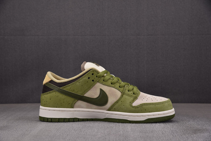 Yuto Horigome x Nike SB Dunk Low HF8022-300